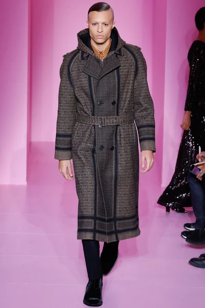 Look 14
